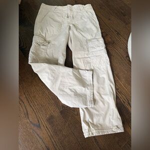 American Eagle Outfitters Cream Cargo Pants Relaxed Fit